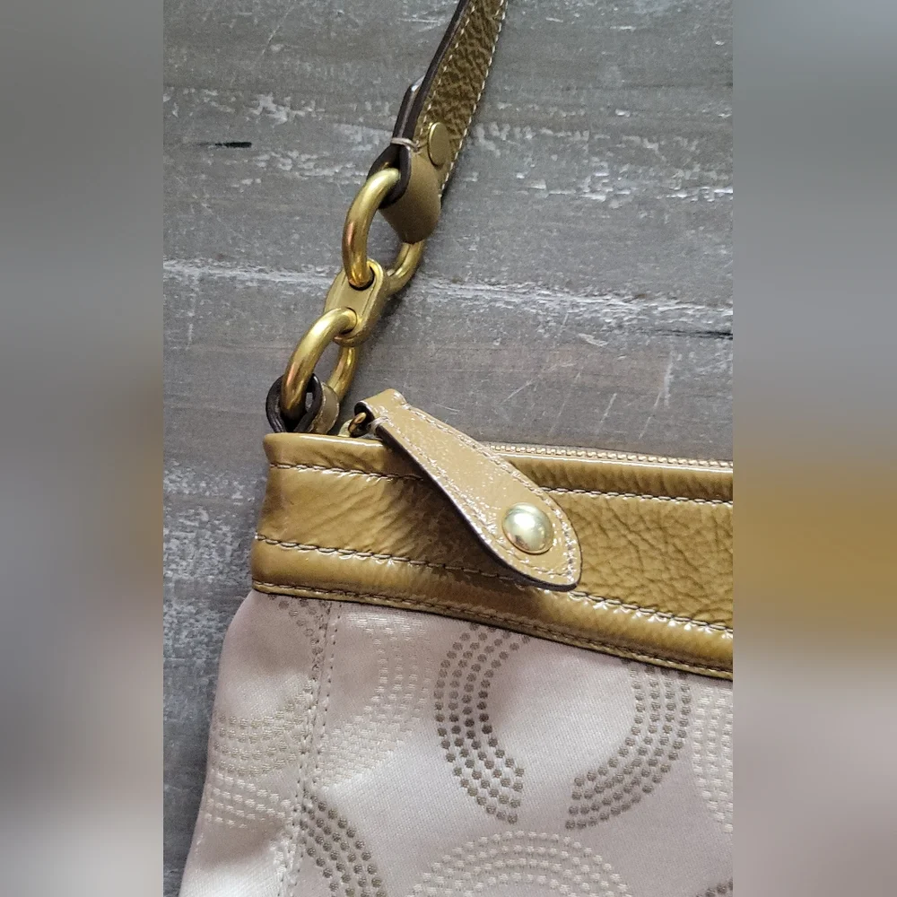 Vintage Coach Ashley Dotted Op Art Signature shoulder bag